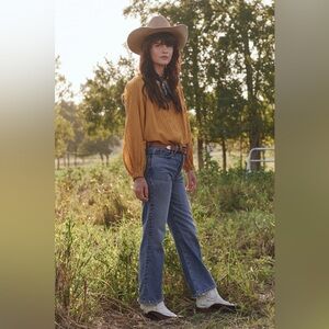 The GREAT Lyric Pintuck Top